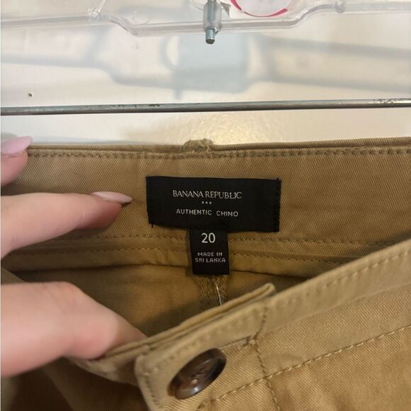 Banana Republic AUTHENTIC CHINO SHORT size 20 NWT BUNDLE OF 2 - Picture 7 of 9